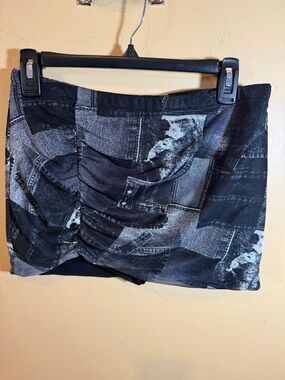 SHEIN Black & Gray Ruched Mini Skort with Denim-Print